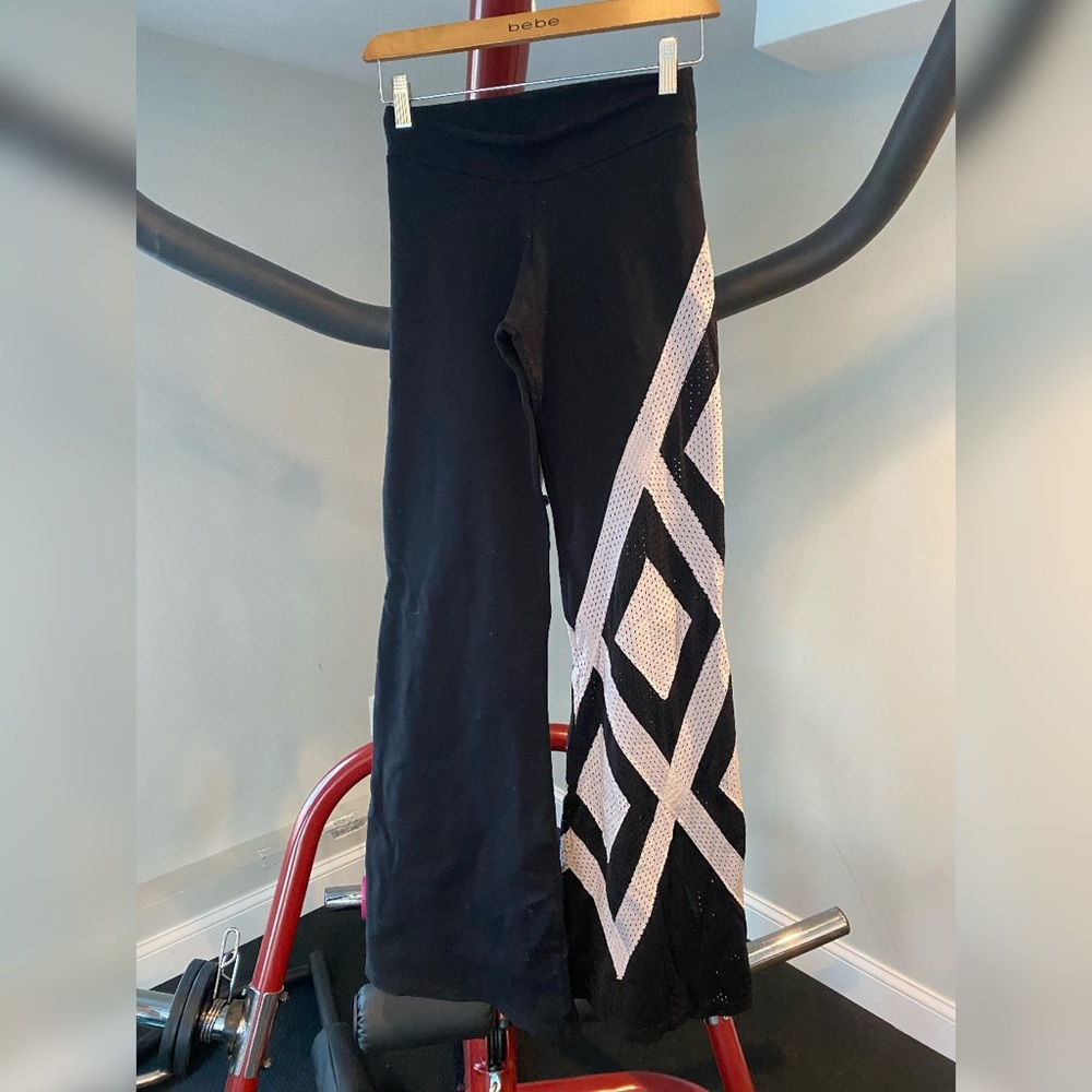 Margarita Fitness Pants with Mesh Leg Detail